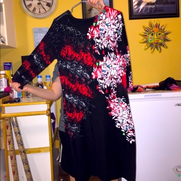Gorgeous Floral Faux Sweater Dress! - Picture 8 of 8